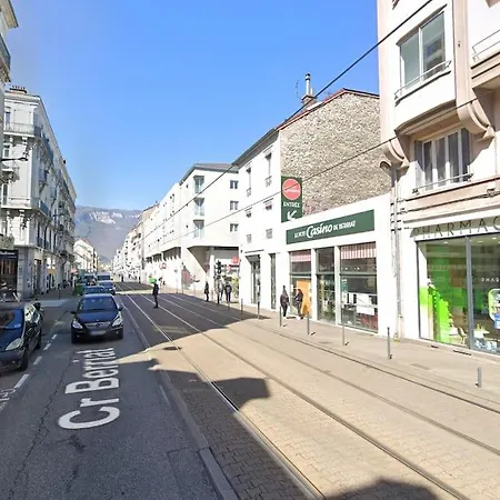 Apartment T2 Berriat - Proche Gare & Centre - Equipe Avec Wifi Grenoble